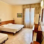 Fattori Hotel 2*